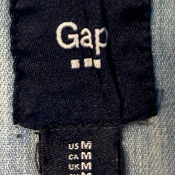 GAP Medium Light Wash Trucker Denim Jacket 100% Cotton 90s Minimalist - Picture 4 of 11
